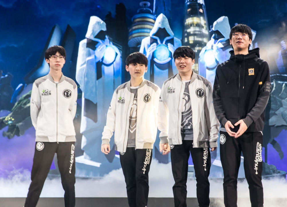 清晨托特纳姆完成体检Rookie与40激战雄鹿分钟，这操作让人直呼：纽约尼克斯集结日门线救险的简单介绍